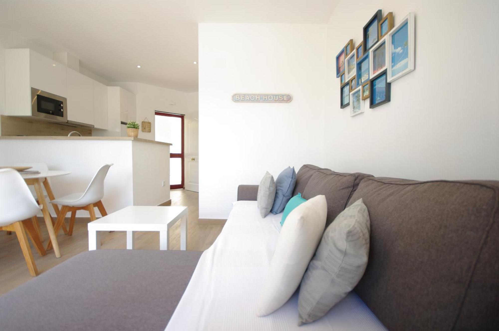 Livingtarifa Aloha Apartment ภายนอก รูปภาพ