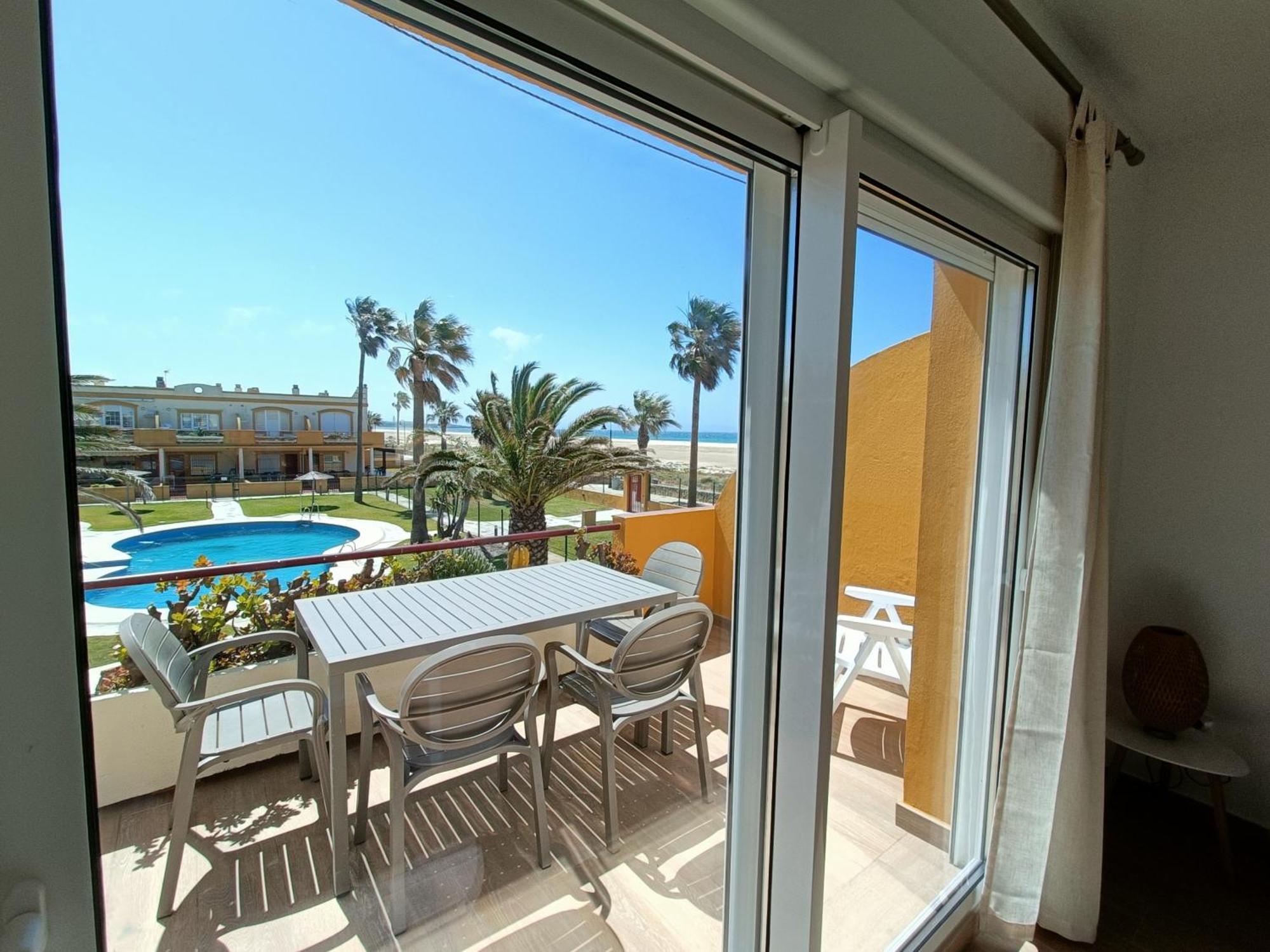 Livingtarifa Aloha Apartment ภายนอก รูปภาพ